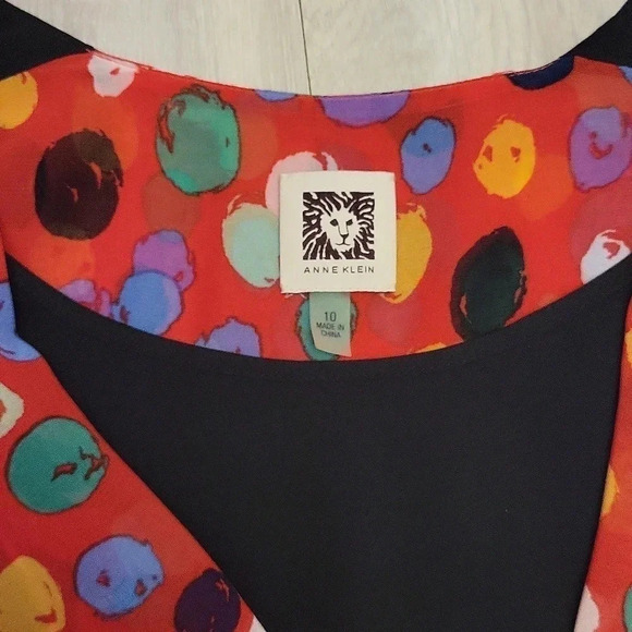 🛍Anne Klein Red Faux Wrap Colorful Dots Blouse Womens Size 10 - Picture 2 of 4